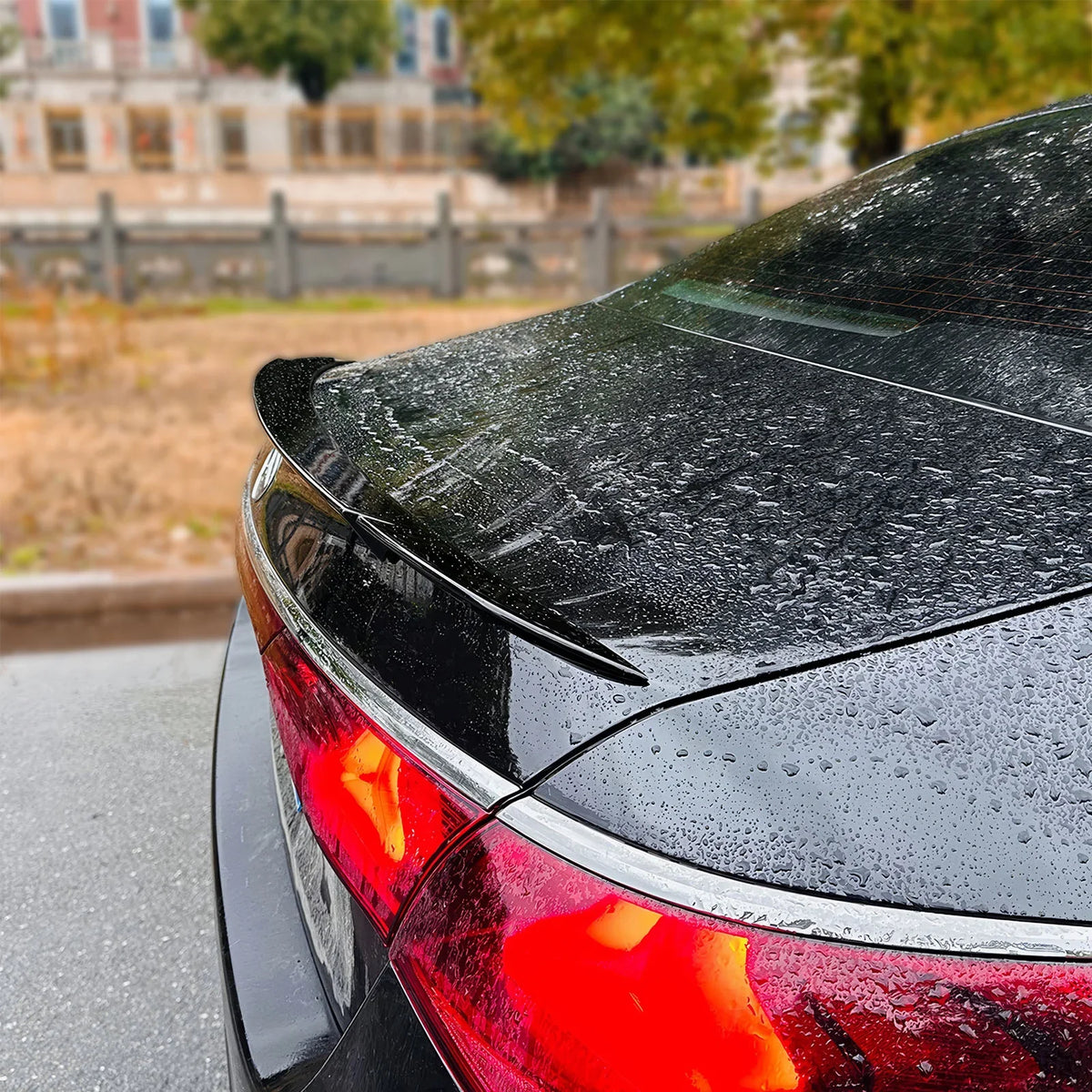 Becquet Mercedes Classe E (W214) - Revvo