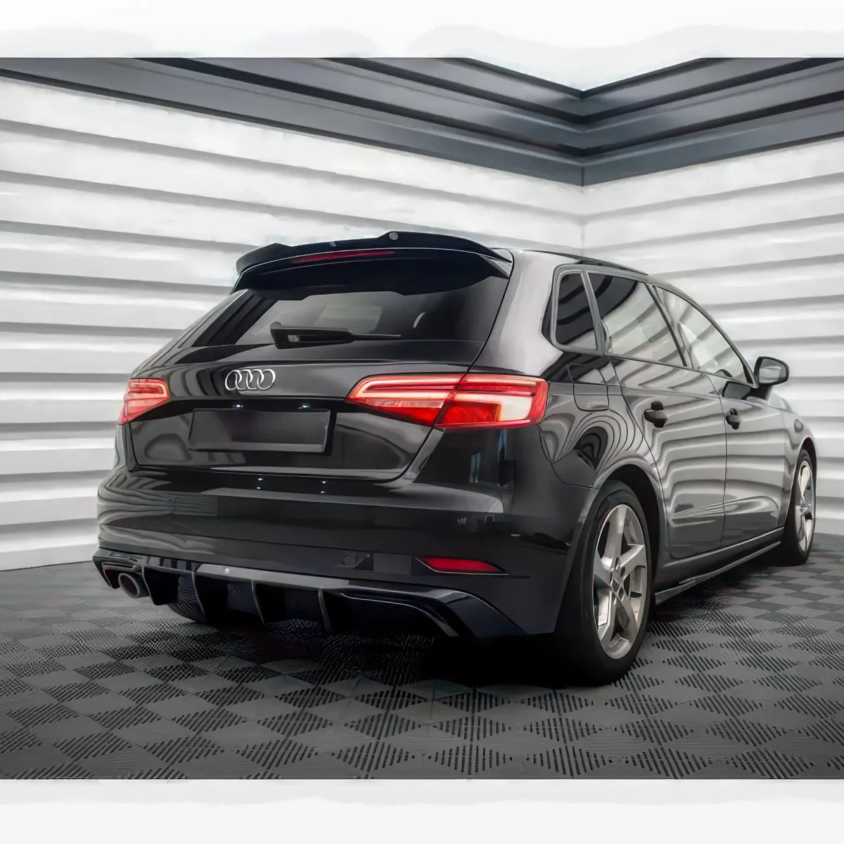 Diffuseur Arrière Audi A3 Sportback 8V Phase 2 Standard 2016-2020 (1 sortie d'échappement) - Revvo