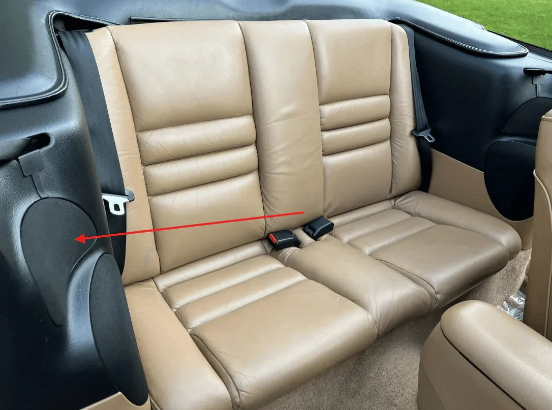 Cache Tweeter Arrière pour Ford Mustang Cabriolet 4 (1994–2004) - Revvo