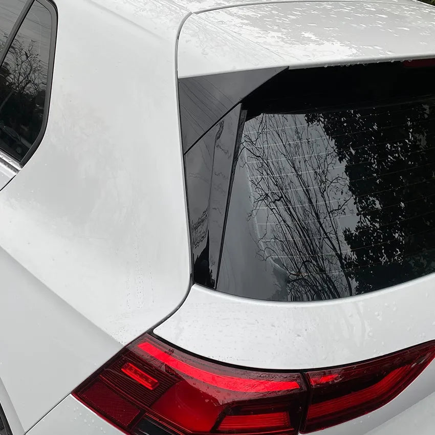 Spoiler Lunette Arrière Golf 8 - Revvo