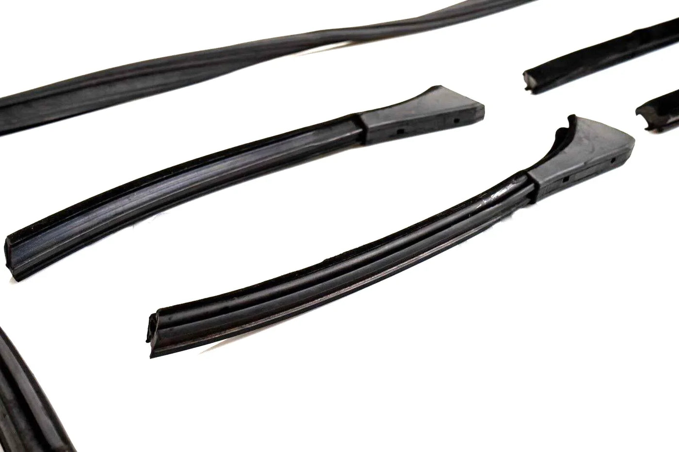 Kit de 6 Joints pour Capote de BMW E30 Cabriolet (1985-1994) - Revvo