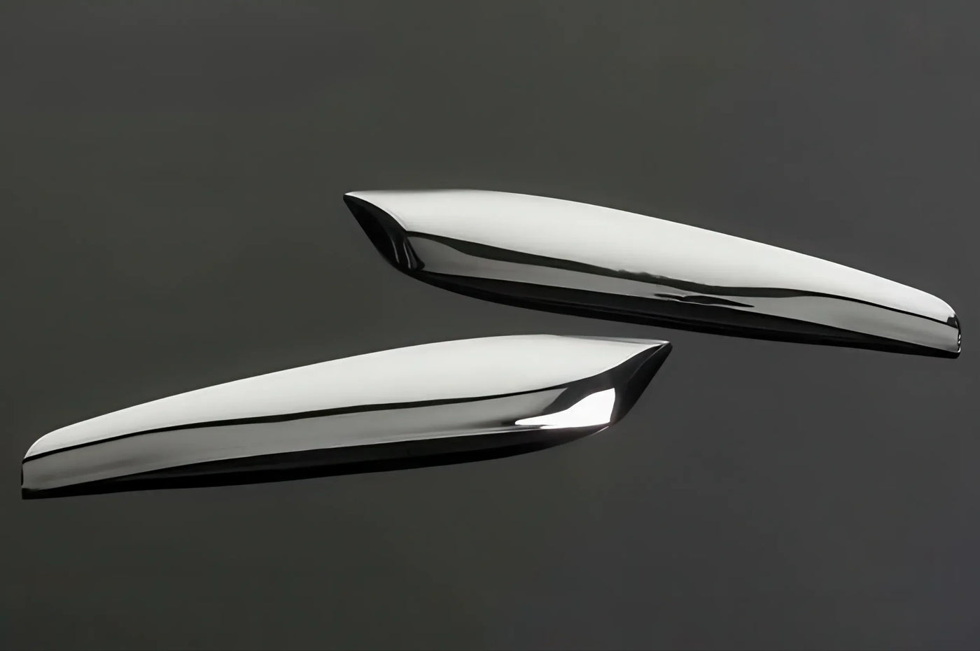 Paupières Phares Chrome - BMW Série 1 (E81 / E82 / E87 / E88) - Revvo