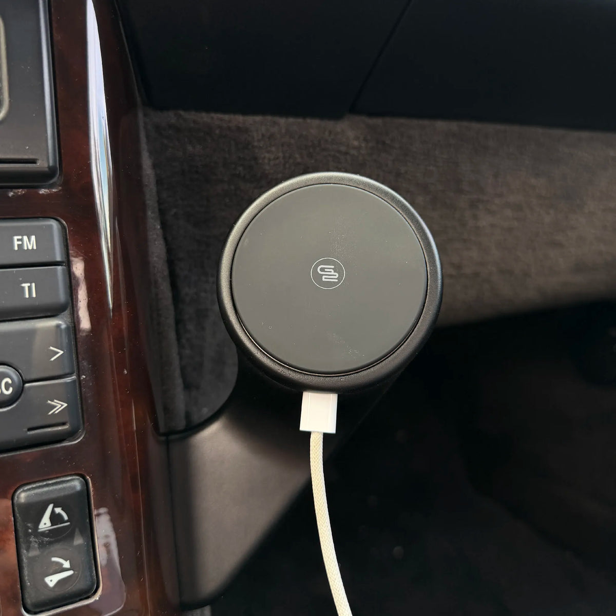 Support Téléphone en Cuir pour Mercedes SL R129 avec Chargeur Sans Fil