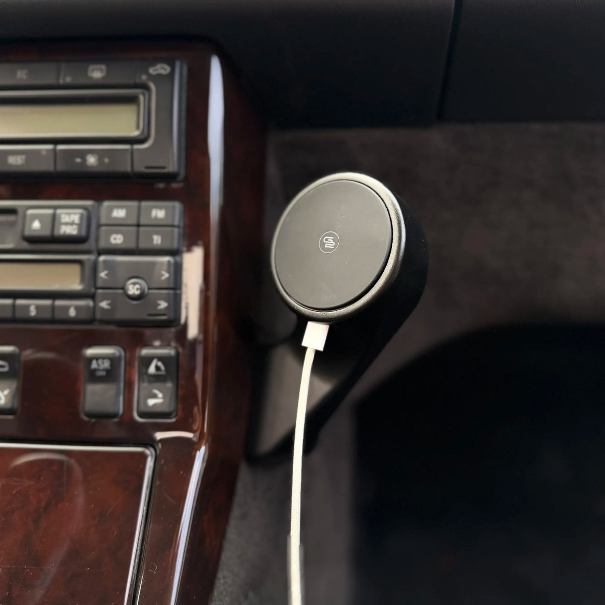 Support Téléphone en Cuir pour Mercedes SL R129 avec Chargeur Sans Fil