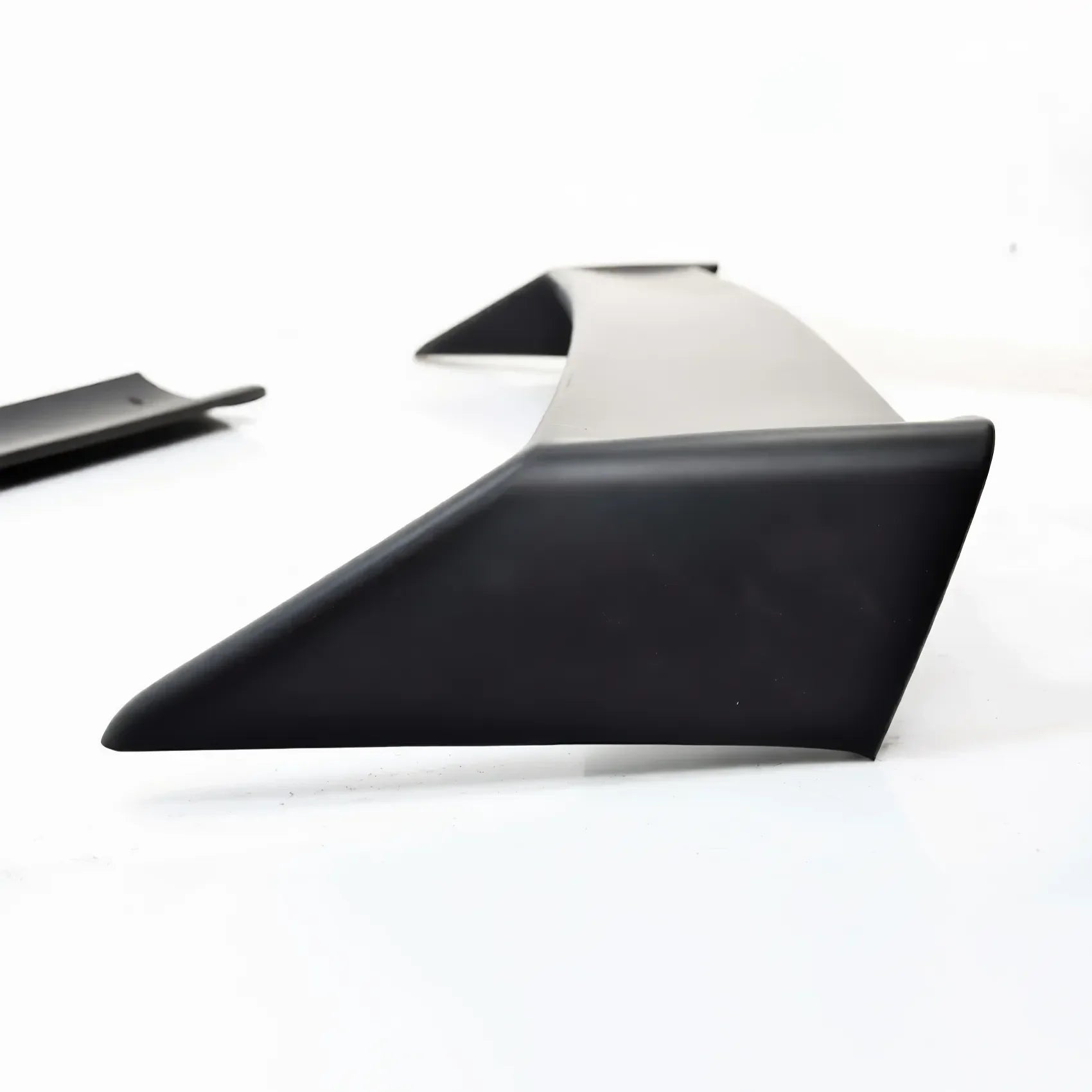 aileron-m3-evo-bmw-e30-01 - Revvo