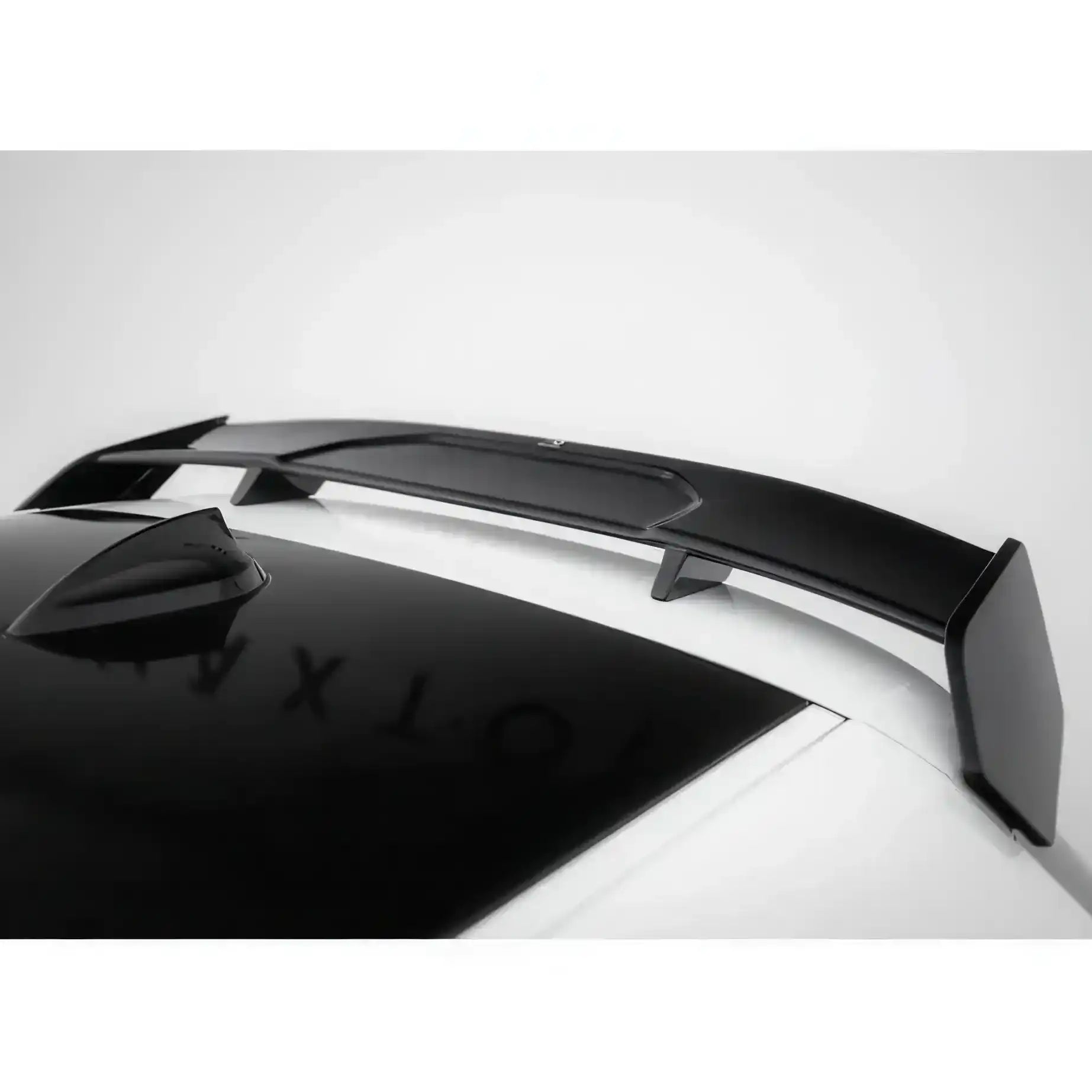 Aileron Maxton BMW Série 1 F20 / F21 - Revvo
