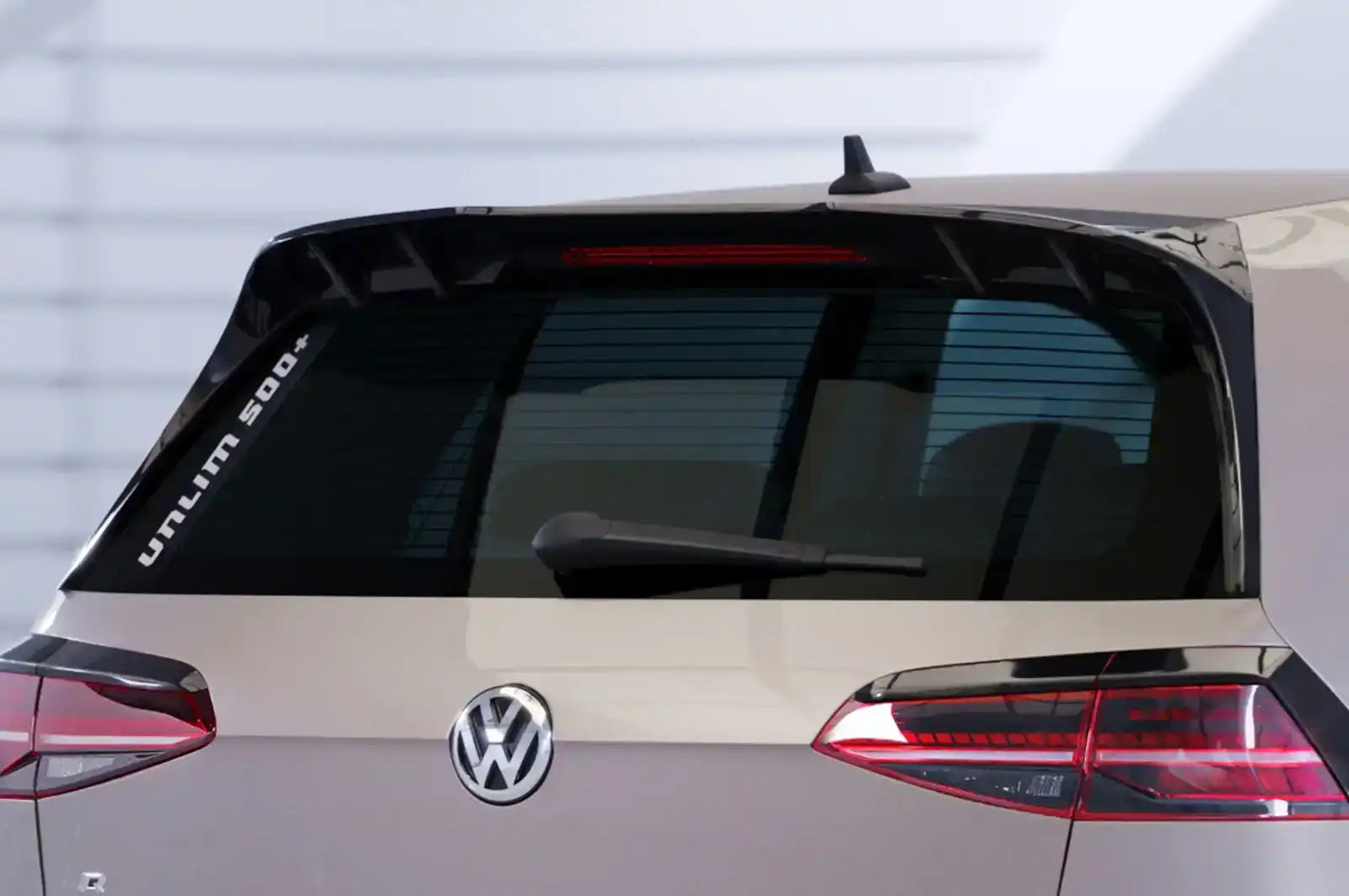 Aileron Intégral Golf 7 GTI GTD GTE R et R-Line - Revvo