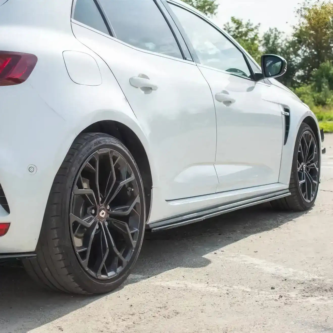 Bas de Caisse Maxton Renault Mégane 4 RS - Revvo