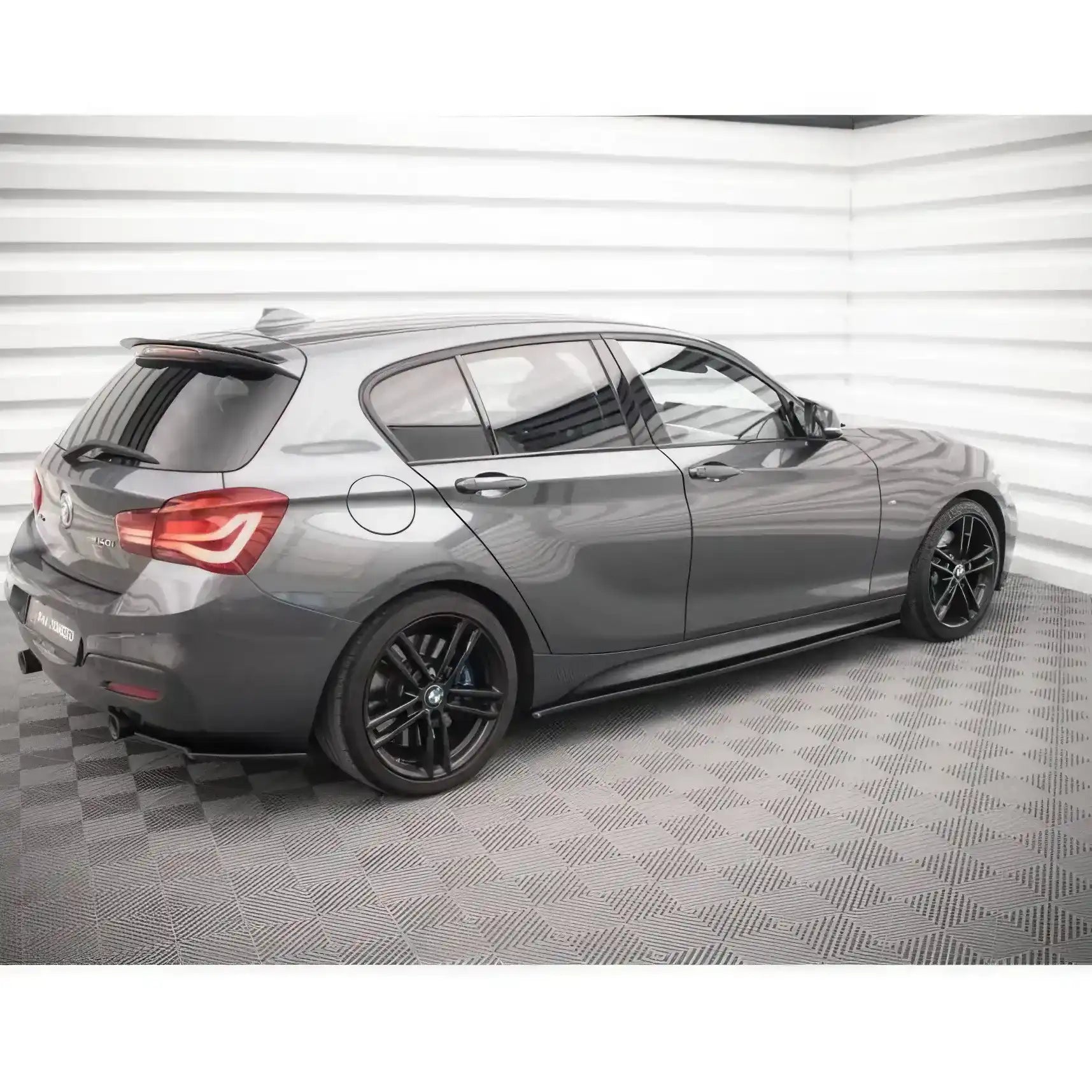 Bas de Caisse V1 Maxton BMW Série 1 F20 Pack M - Revvo