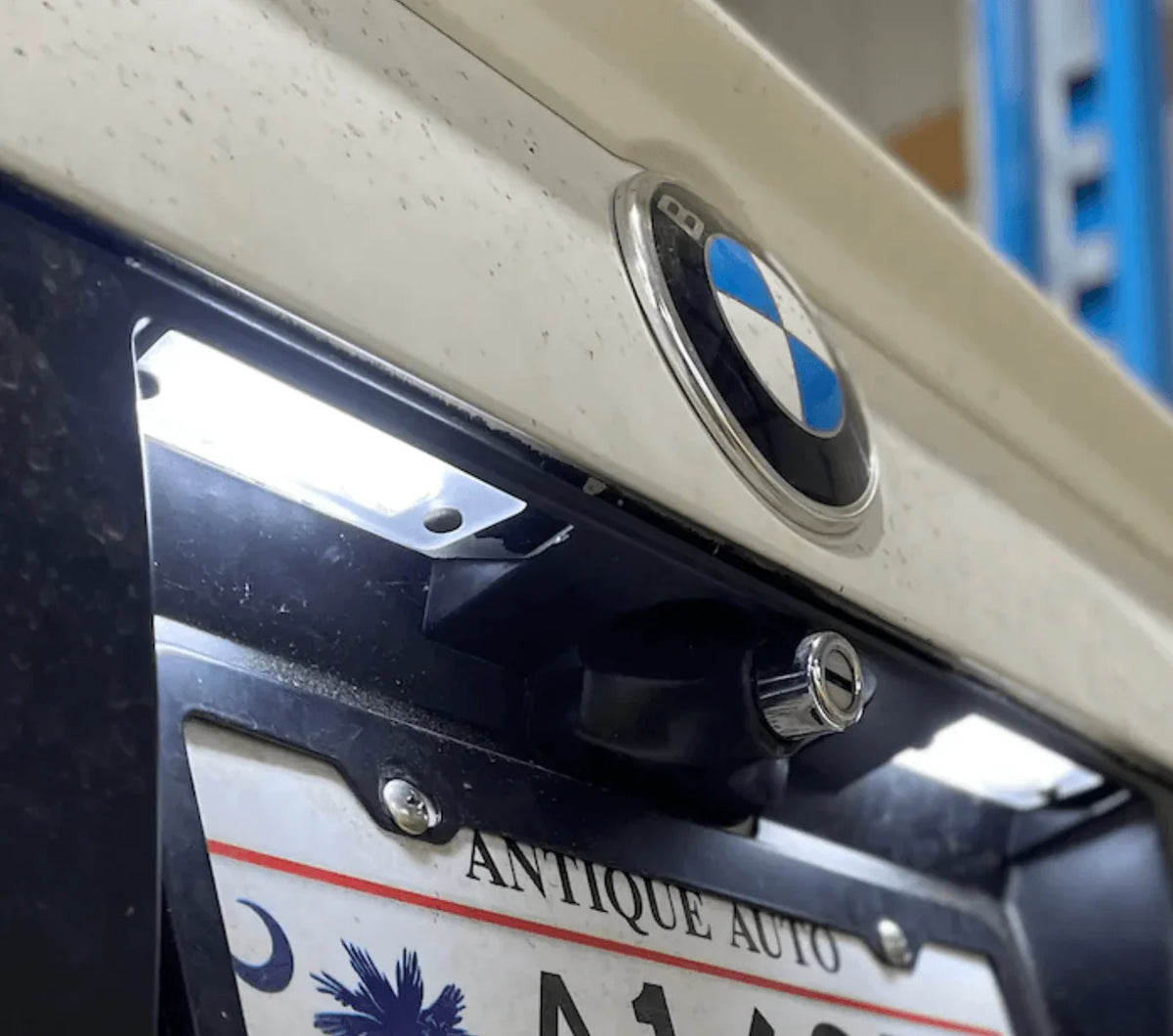 Éclairage Plaque d'Immatriculation pour BMW E30, E12, E28, E24, E23, M1, Z1 - Revvo