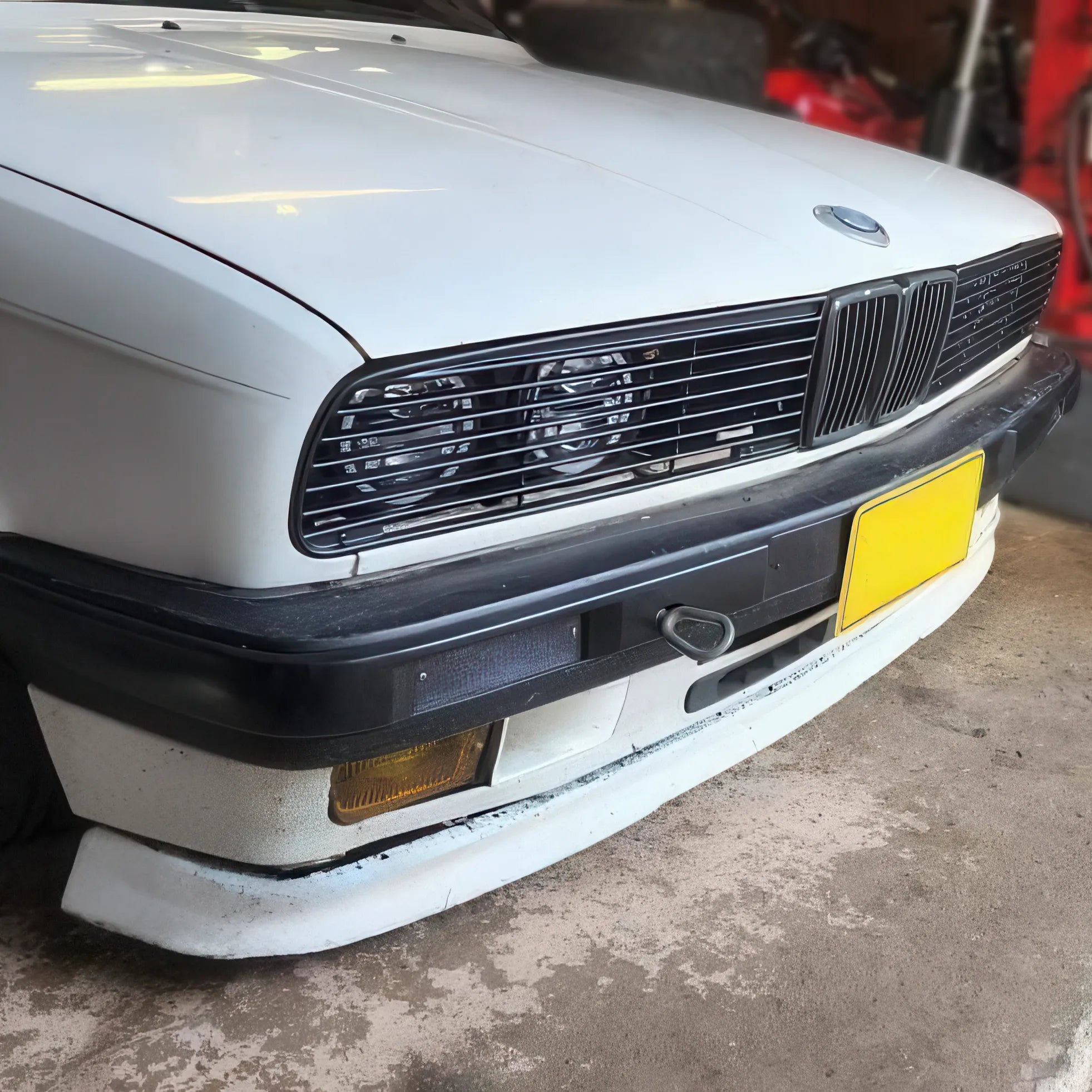 Kit Calandre Grille avec Phares LED - BMW Série 3 E30 - Revvo