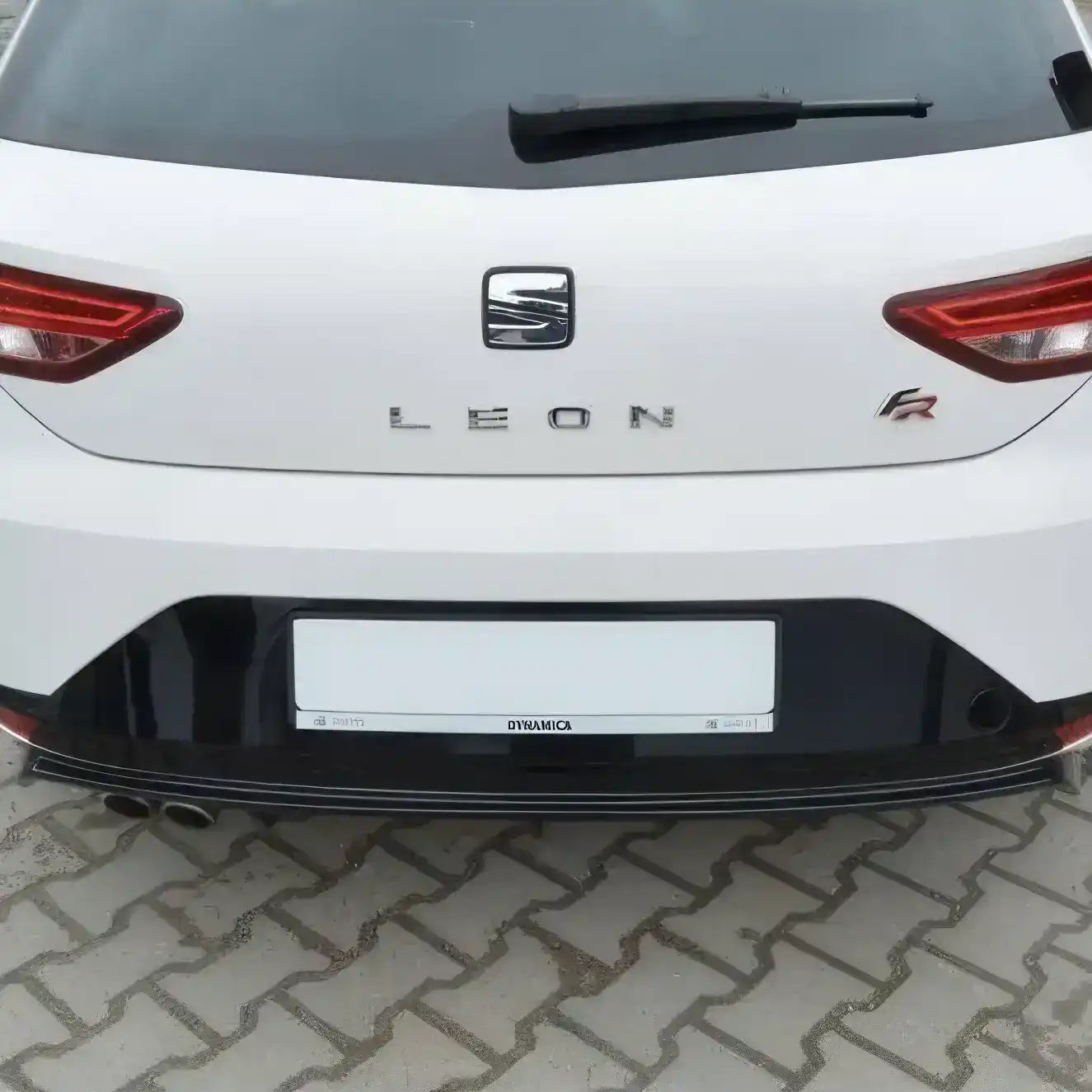 Diffuseur Maxton Seat Leon FR 3 phase 1 - Revvo