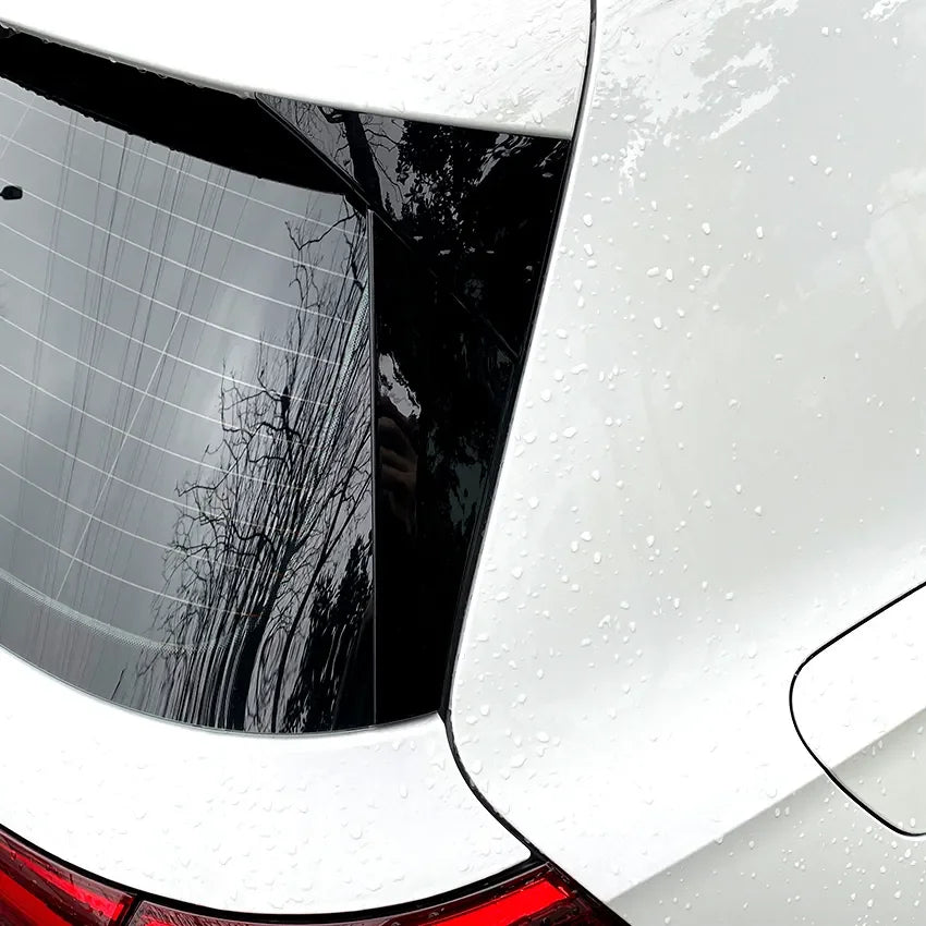 Spoiler Lunette Arrière Golf 8 - Revvo