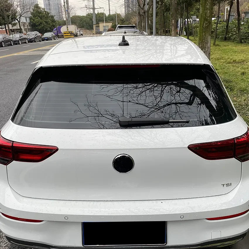 Spoiler Lunette Arrière Golf 8 - Revvo