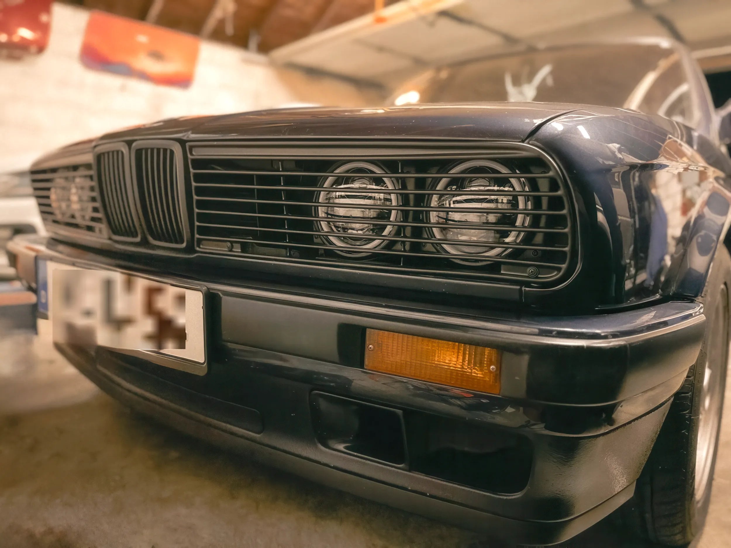 Kit Calandre Grille avec Phares LED - BMW Série 3 E30 - Revvo