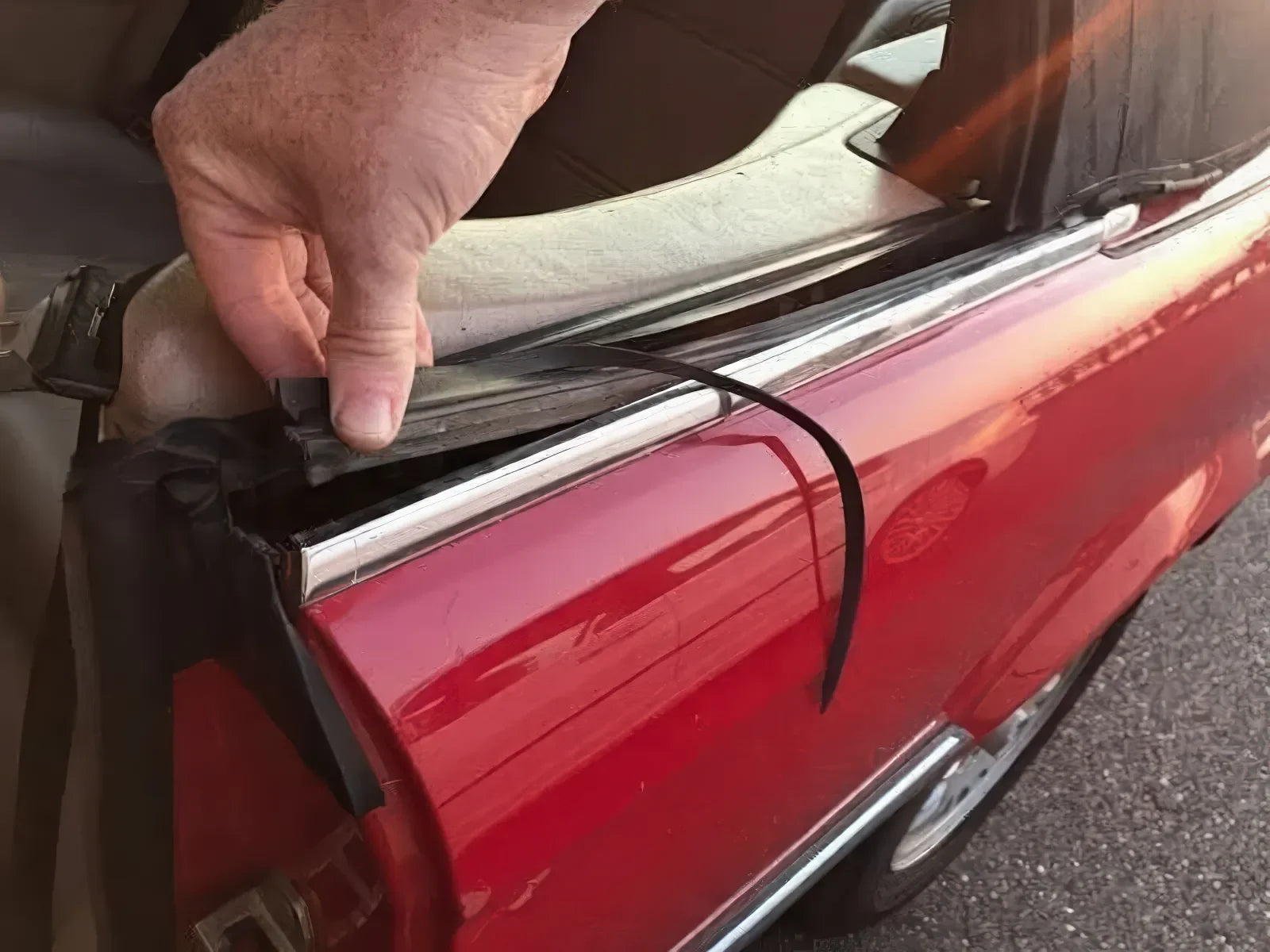 joint-leche-vitre-gauche-droit-bmw-e30-cabriolet-14-exterieur - Revvo