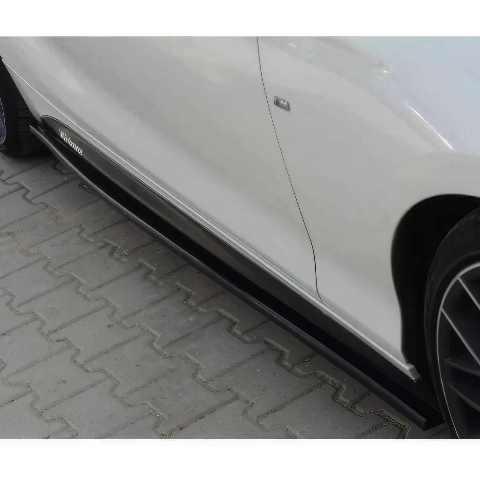 Bas de Caisse Maxton BMW Série 1 F21 Pack M - Revvo