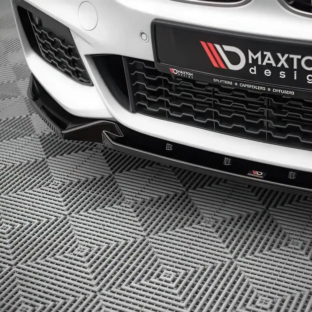 Lame Avant V2 Maxton BMW X1 Pack M F48 phase 1 - Revvo