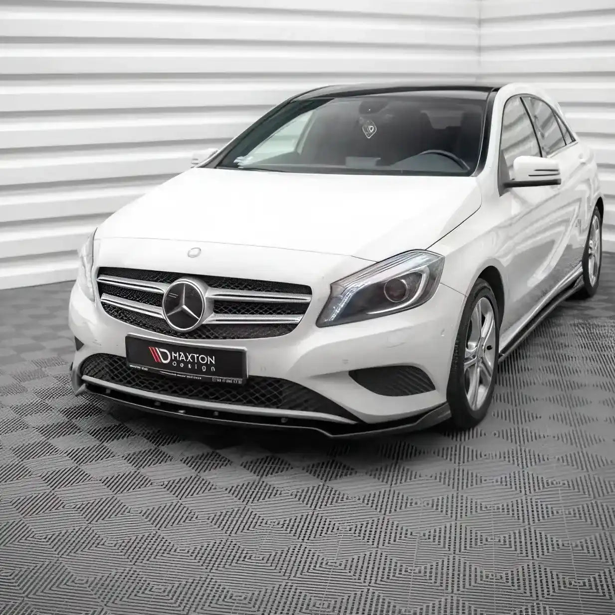 Lame Avant V2 Maxton Mercedes Classe A W176 phase 1 - Revvo