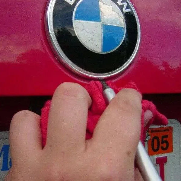 logo-coffre-bmw-e3e28-z3-original-oem-02_41c2bc4a-8a3a-4cd8-9b17-d93113265a49 - Revvo