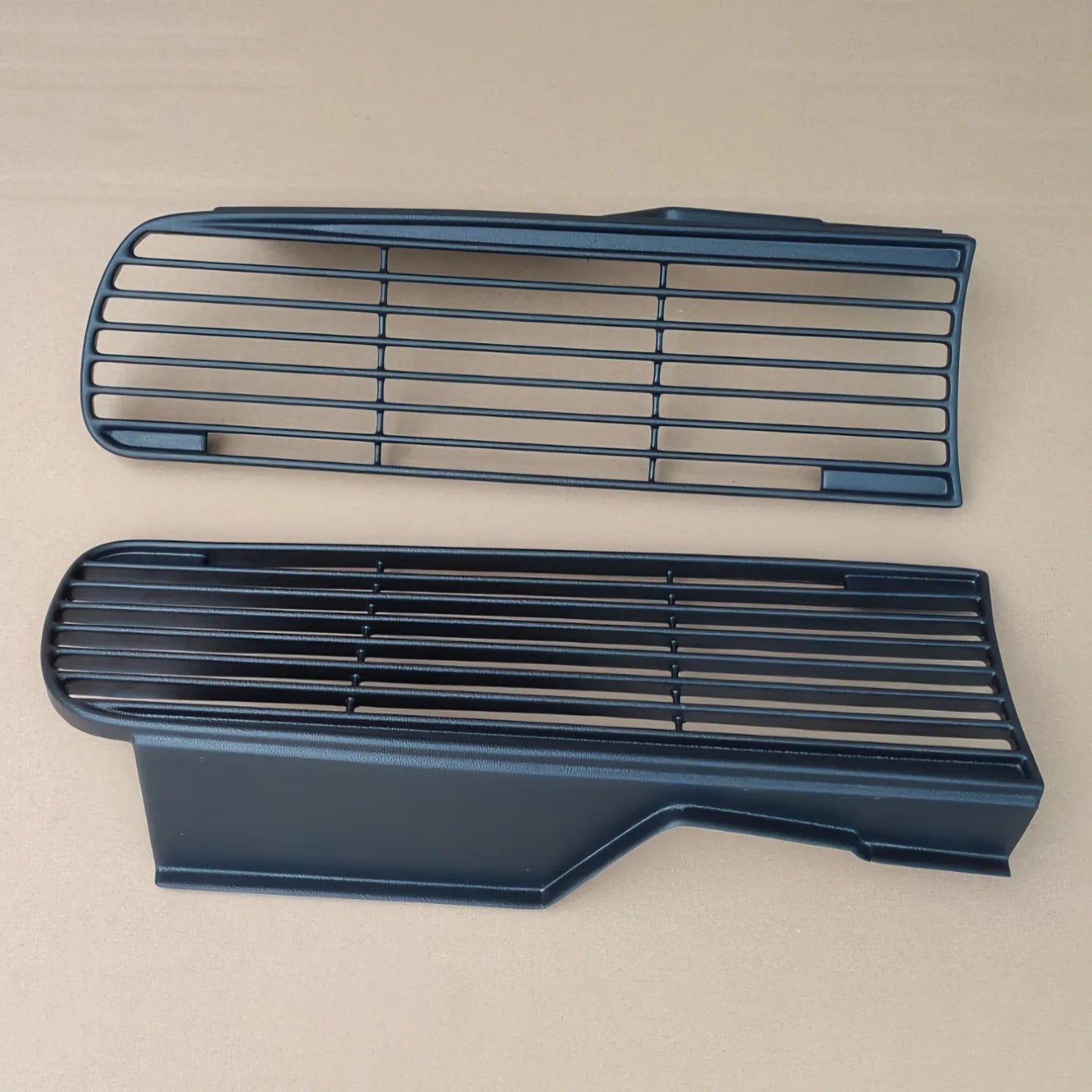 Kit Calandre Grille avec Phares LED - BMW Série 3 E30 - Revvo