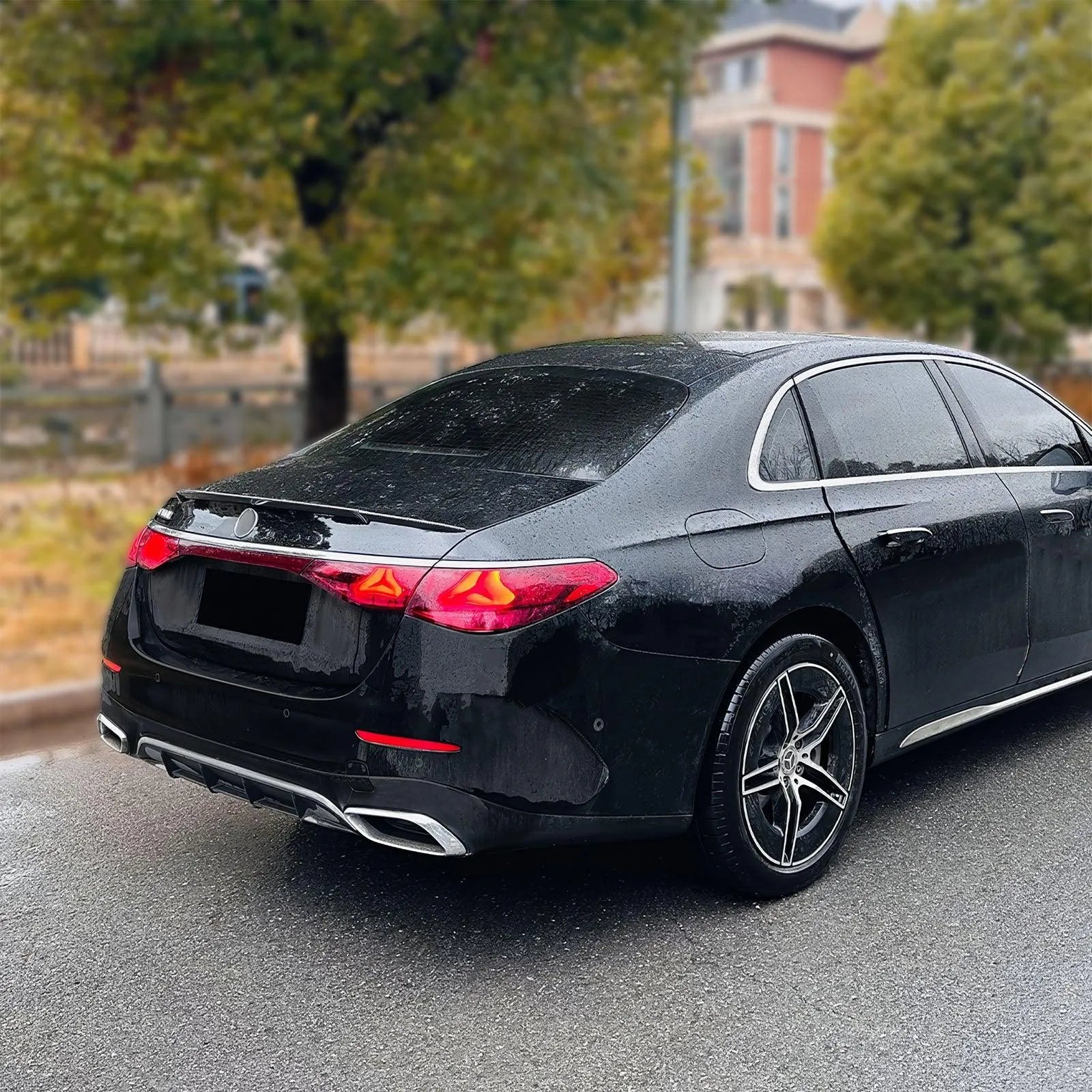 Spoiler pour Mercedes Classe E (W214) - Revvo