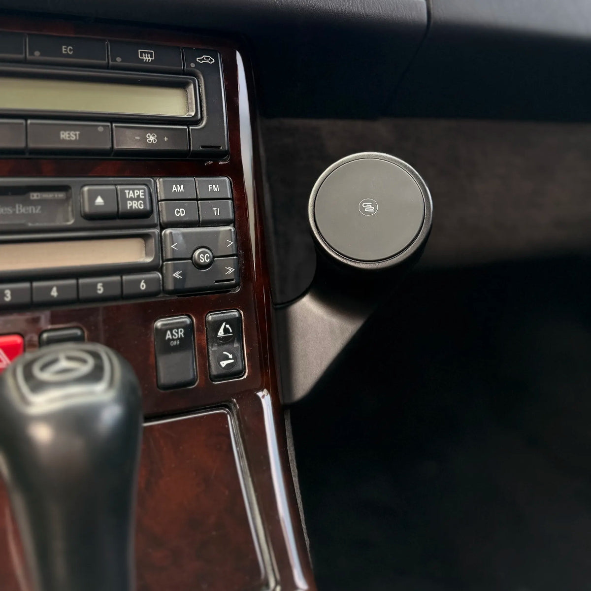 Support Téléphone en Cuir pour Mercedes SL R129 avec Chargeur Sans Fil