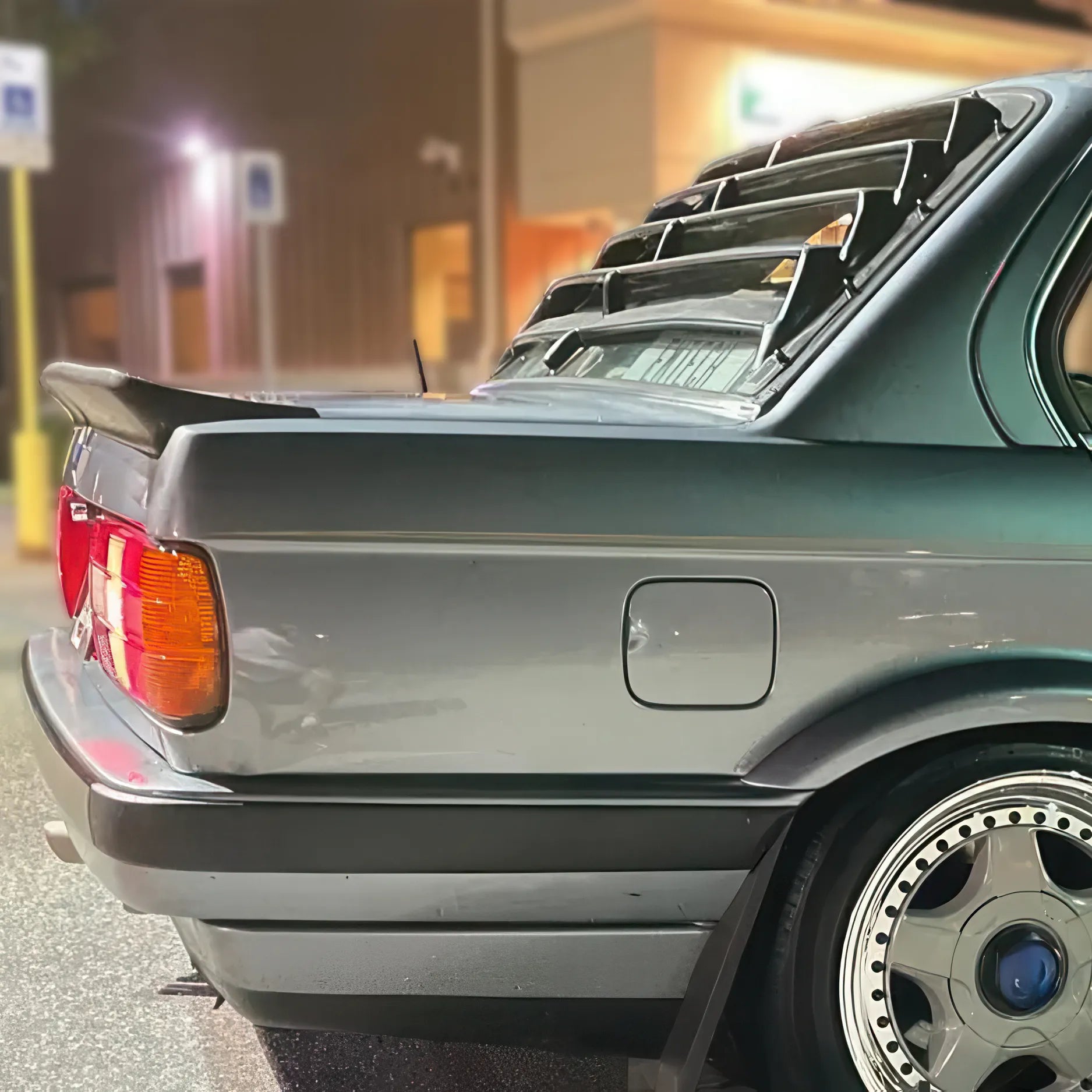Persienne Lunette Arrière - BMW Série 3 E30 Coupé et 4 Portes - Revvo