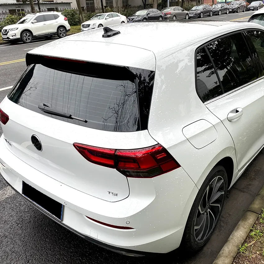 Spoiler Lunette Arrière Golf 8 - Revvo